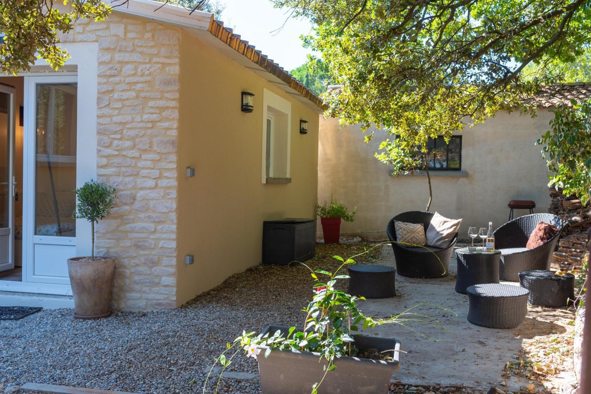 O Chalets De Provence 수즈-라-루스 객실 사진